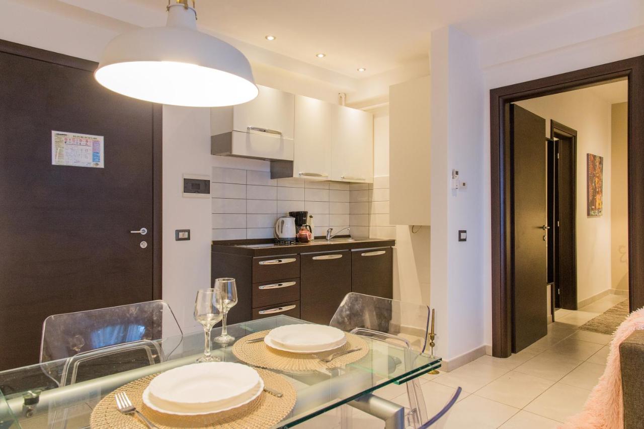 One Love Metropolitan Apartment Bucareste Exterior foto