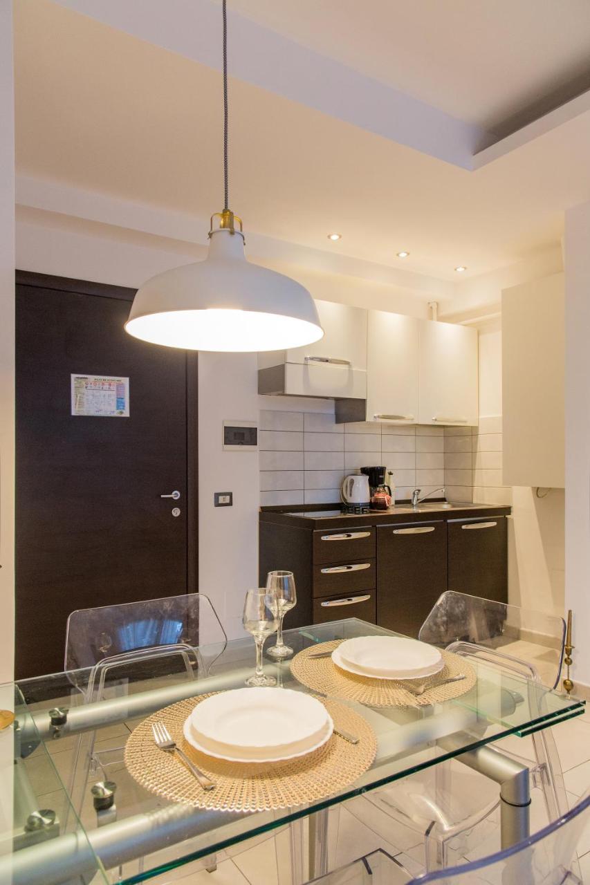One Love Metropolitan Apartment Bucareste Exterior foto