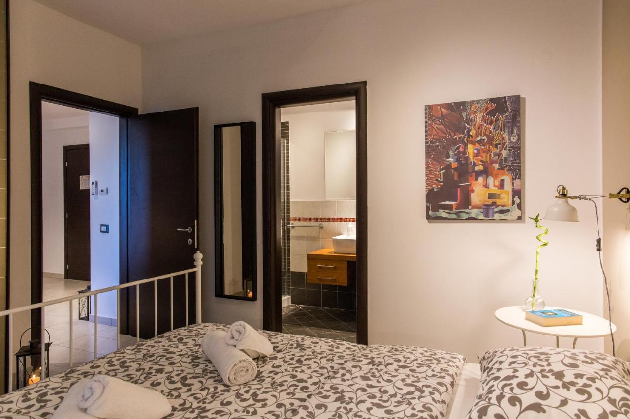 One Love Metropolitan Apartment Bucareste Exterior foto